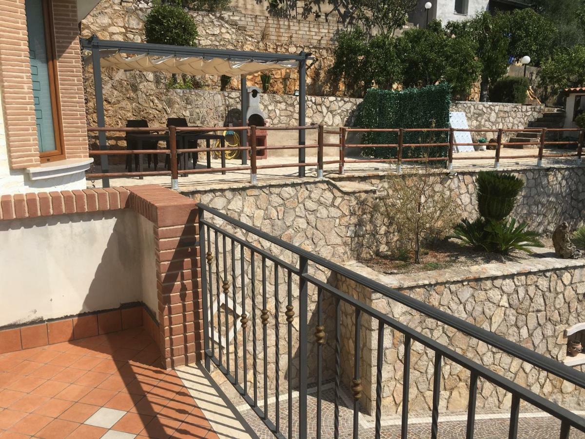 Villa Panoramica Монте Сан Биаджо Екстериор снимка